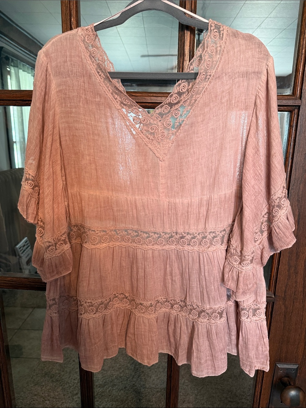 South Main Womens Mauve Boho Lace Trim Tiered Crinkle Gauze Peasant Top Large‎